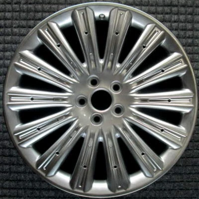 Rueda Lincoln MKS Hyper Silver 20 pulgadas OEM 2013 a 2016 Foto 1 de 2
