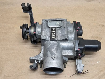 LEXUS IS300 GS300 SC300 1998-2005 CUERPO DEL ACELERADOR ACTUADOR DE VÁLVULA TPS 22030-46120 Foto 1 de 4