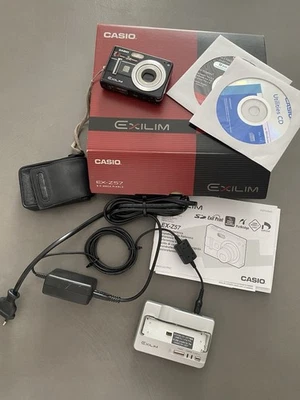 Casio Exilim EX - Z 57 Schwarz - Bild 1 von 4