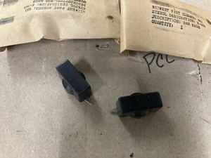 Pair of NoS WWII National Bar Radio Knob with Pointer - Picture 1 of 2