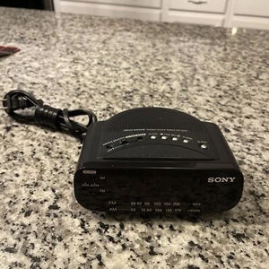 Sony Dream Machine Digital Alarm Clock Radio Model ICF-C212, Tested and Working - Picture 1 of 8