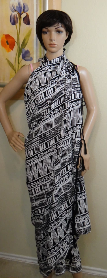 NUEVO O'RAGEOUS negro/blanco geo estampado ancho encubrimiento pareo/bufanda con flecos 53" x 69" Foto 1 de 1