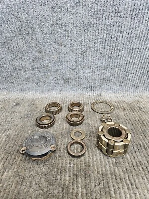 2000 Polaris Sportsman 500 4x4 Front Wheel Bearings Hilliard Clutch Cap Cover - Image 1 of 4