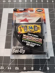 2002 Hot Wheels/Winner's Circle  1/64 #36 M&M's &  part of the "Daytona Set-Up" - Picture 1 of 2