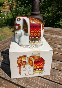 Vintage Mlesna Ceylon Ltd Sri Lanka Porcelain Red Elephant Tea Caddy In Box - Picture 1 of 9
