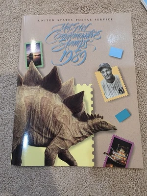 USPS 1989 Mint Set Of Commemorative Stamps W/Original Envelope Item 8865 - Image 1 of 4