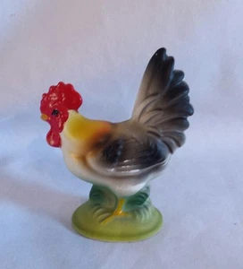 Porcelain Hen figurine with Japan stamp - Picture 1 of 5