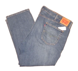 NWOT Levi's 541 Men's Size 48/29 Distressed Straight Leg Blue Jeans - Picture 1 of 9