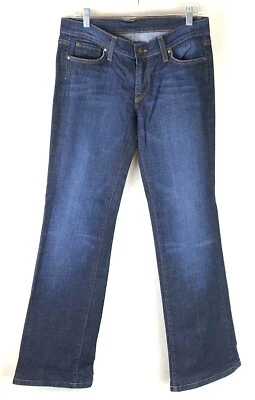 Pantalones de mezclilla We The People para mujer talla 28 (31 X 30 1/4) lavado oscuro corte bota dobladillo Foto 1 de 4