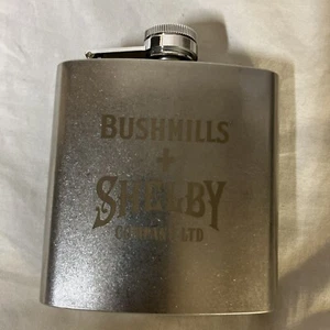 Bushmills Irish Whiskey Peaky Blinders Thomas Shelby frasco de acero inoxidable de 6 oz - Imagen 1 de 7