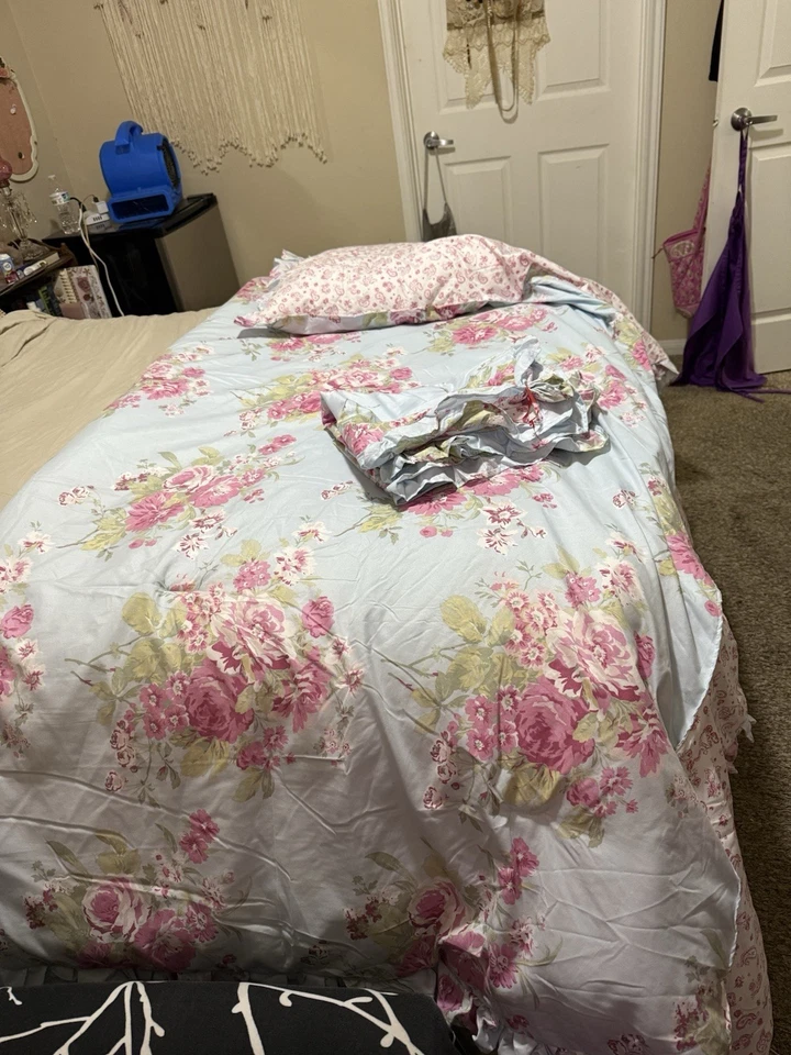 Одеяло Simply Shabby Chic королевский размер капуста роза и 2 наволочки синее собранное в рюш - Изображение 1 из 4