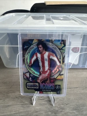 Gerd Muller Topps Crystal Icons - Image 1 of 2