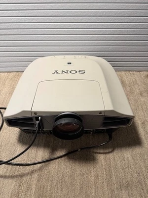 Sony VPL-FX51 XGA Data Projector - Lamp Hour: 670 - Tested - Working - Good Cond - Image 1 of 3