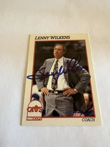 Lenny Wilkens HOF DEC’D handsignierte 1991 Hoops Karte JSA COA EXTREM SELTENE KARTE - Bild 1 von 6