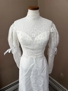 VTG Wedding Dress Victorian Gothic Prairie 80s Cottage Core Gown Ruffle Train - Picture 1 of 15