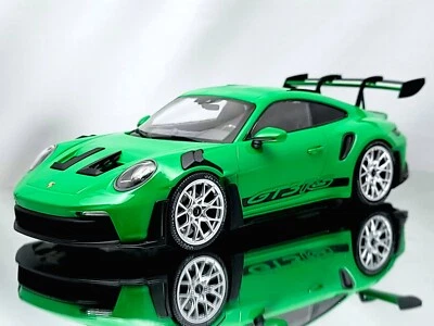 Minichamps Porsche 911 (992) GT3 RS 2023 Green and Black Diecast Model Car 1:18 - Image 1 of 4