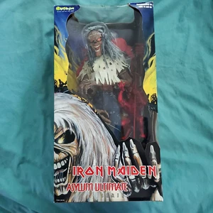 IRON MAIDEN - DIE NUMMER DES TIERES "KUNSTASYL" FIGUR SELTEN!! SCHAU!! - Bild 1 von 4