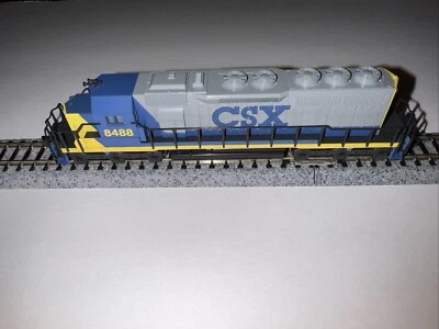 Kato 176-20T N Gauge EMD SD40 Diesel Locomotive CSX 8488 Tested - Image 1 of 4