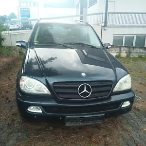Mercedes ML270 - Bild 1 von 3