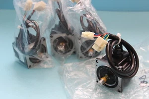 Yaskawa AC Servomotor SGMP-01B312 100W, 1 Stück, kostenloser Expressversand - Bild 1 von 7