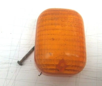 TRIUMPH DAYTONA 955i T595 ЛЕВЫЙ ПЕРЕДНИЙ ИНДИКАТОР ОБЪЕКТИВ И ВИНТ, КАК ПОКАЗАНО 1997 - 2002 - Изображение 1 из 4