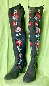 Carlos Santana ALEXIA Red Embroidery Suede Black Boots Sz 9M FINAL SALE - Picture 1 of 12