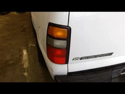 Driver Left Tail Light Fits 04-06 SUBURBAN 1500 207964 - Image 1 of 4
