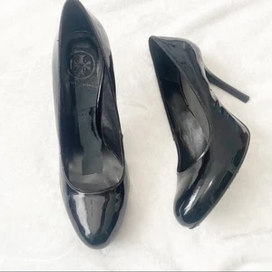 Tory Burch black leather round toe pumps heels size 8 classiccore mobwife - Picture 1 of 11