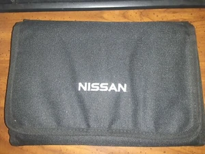 2015 NISSAN VERSA SEDAN OWNERS' MANUAL KIT - Picture 1 of 2