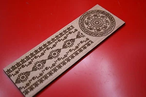 Wooden Bookmarks Laser Engraved Henna 2 Style Designs - Imagen 1 de 4