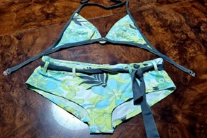 Banana Moon💖Sportlicher Bikini💖Gr. 40/L Cup A/B Türkis Grün Weiss - Bild 1 von 3