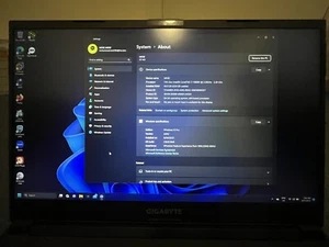 Gigabyte laptop 64gb ddr4 ram with 1.5tb ssd and 2tb hdd intel core i7 11th gen - Picture 1 of 9