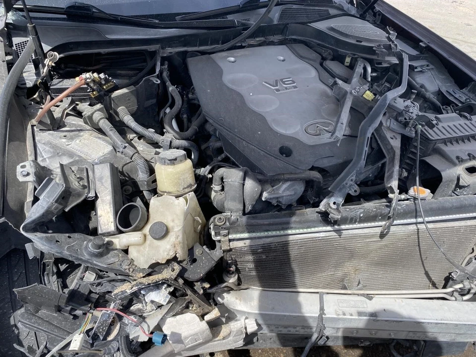 Used Right Tail Light Assembly fits: 2006 Infiniti M35 quarter panel mounted Rig — 第 1/4 张图片