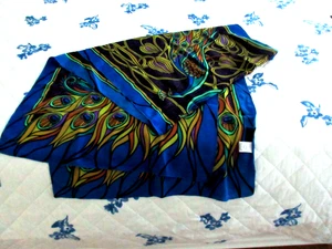 Bob Mackie Usable Arte Seda Bufanda/Envoltura Extra Grande 70" x 21" Plumas de Pavo Real - Imagen 1 de 7