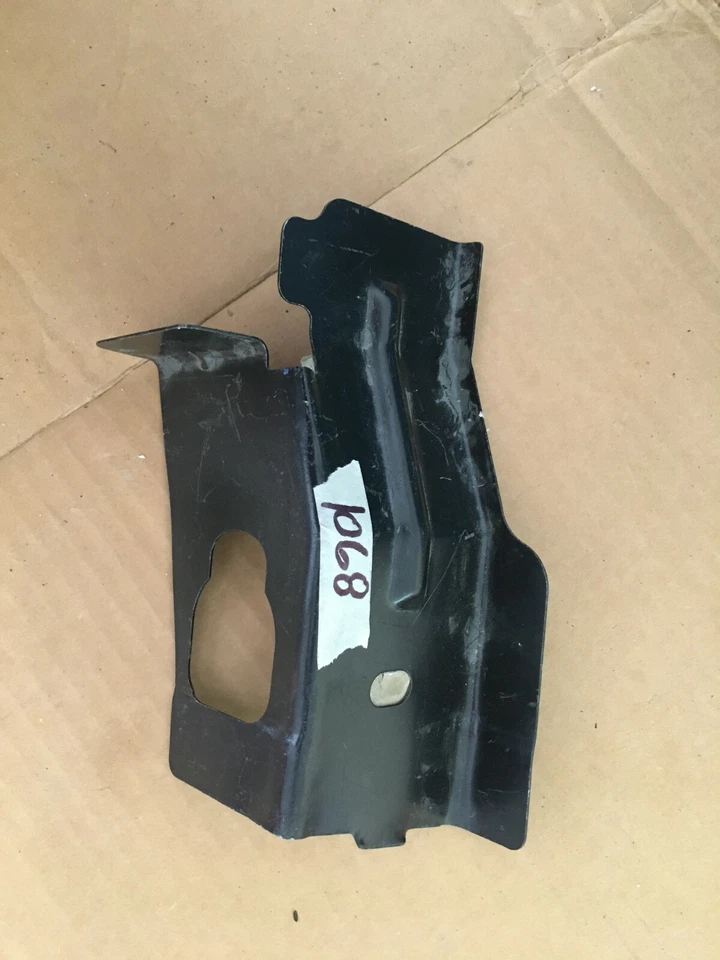 2001 2006 Chrysler Sebring 200 Stratus RIGHT HEADLIGHT SUPPORT BRKT 4814738AC 05 - Image 1 of 1