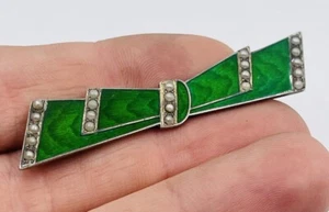 Antiguo prendedor victoriano de plata esterlina esmalte verde semilla de guilloche perla lazo - Imagen 1 de 6