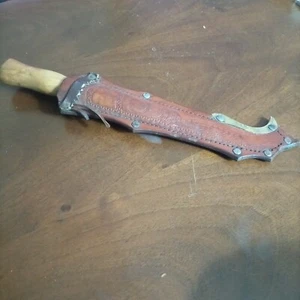 Coltello da caccia con fodero - Foto 1 di 11