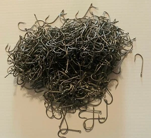 Eagle Claw Lazer Sharp 4/0 Stainless Steel Long Shank Hooks 25- Pack - Picture 1 of 2