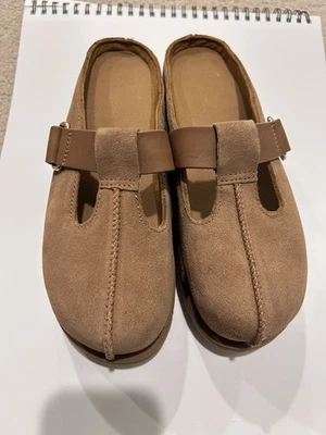 UGG Women's Goldenstar Hi Clog Chestnut Size 7 - Image 1 of 4