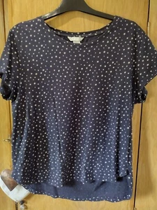 H&M Basic Star T-shirt Size Medium Navy Short Sleeve - Picture 1 of 11