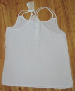 Pink Rose M White Sleeveless Razorback Button Round- Neck Tank Top Cute NWT - Picture 1 of 5