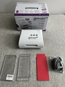 Crafter's Companion Gemini GO Electric Cutting Embossing Portable Machine - Picture 1 of 5