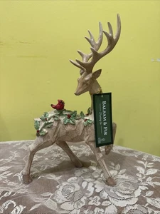 Valerie Parr Hill Hirsch Hirsch Figur mit Kardinal 12 x 8 Zoll - Bild 1 von 7