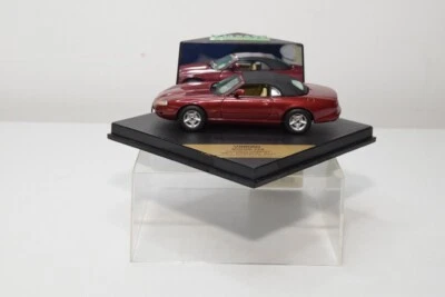 B69 1:43 VITESSE V98060 JAGUAR XK8 XK 8 CLOSED CABRIO MET. CARNIVAL RED MIB - Immagine 1 di 4