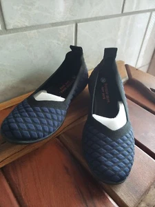 NIB - Bernie Mev - Catwalk X - Flats - Black/ Navy - EU 36 = US 5.5 - $65.95 - Picture 1 of 7