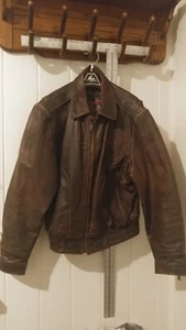 Chaqueta de cuero en relieve Flying Bikes Oakwood New York Chapter envejecida talla L - Imagen 1 de 22