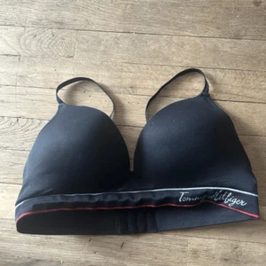 Tommy Hillfiger padded bra size 36C - Picture 1 of 6