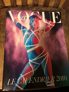 Vogue Paris Le Calendrier 2010 Calendar - Picture 1 of 6