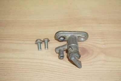 1977-1985 Yamaha YZ125 Fuel Valve Gas Tank Petcock YZ250 YZ490 2K5-24500-00-00 - Image 1 of 4