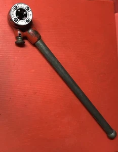 RIDGID USA 00-R Pipe Threader Die Head Ratchet, Handle & 1/2” Die w/ Teeth Wear - Picture 1 of 9
